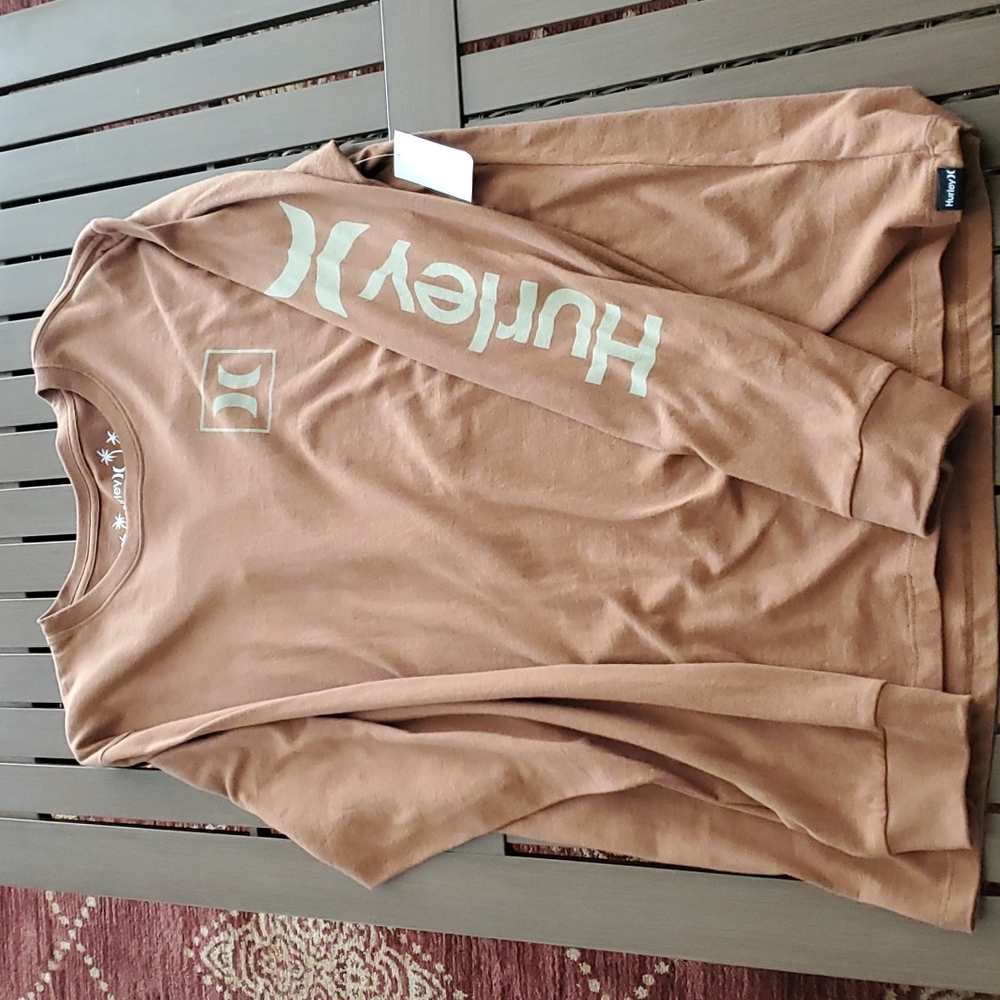 Hurley long sleeve shirt NWT